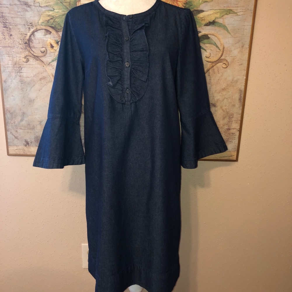 Sz 10 Draper James Chambray Ruffle Shift Dress in Dark Wash - Picture 9 of 16
